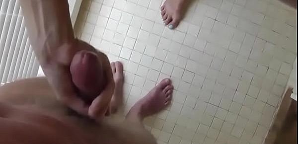  xhamster.com 6080115 24yr old 36ff girlfriend sucking dick in the shower 480p.mp4